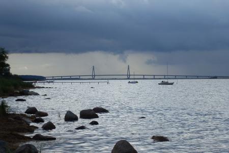 vue depuis la petite �le de Bogo